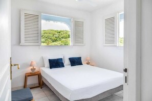 4 bedrooms, iron/ironing board, travel cot, free WiFi - The Odyssey villa (Vauclin)