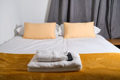 Snooze Luxe House Room 4