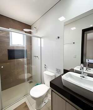 Bathroom - Castelo Branco (Patos de Minas)