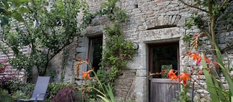 BRETON MANOR