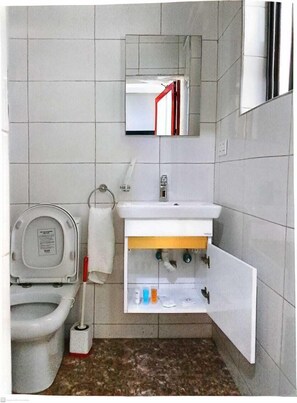 免费洗浴用品、毛巾、肥皂、洗发水