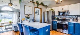 Prairie Peace - Family & Pet-Friendly Home on Quiet Cul-De-Sac w/ Games & Toys