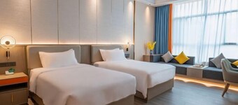 Cheerful Hotel