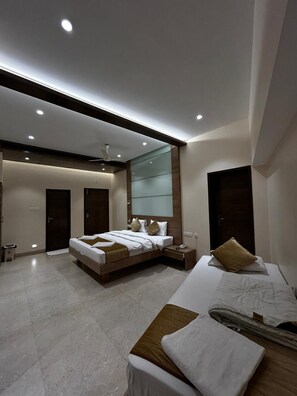 Premium Triple Room