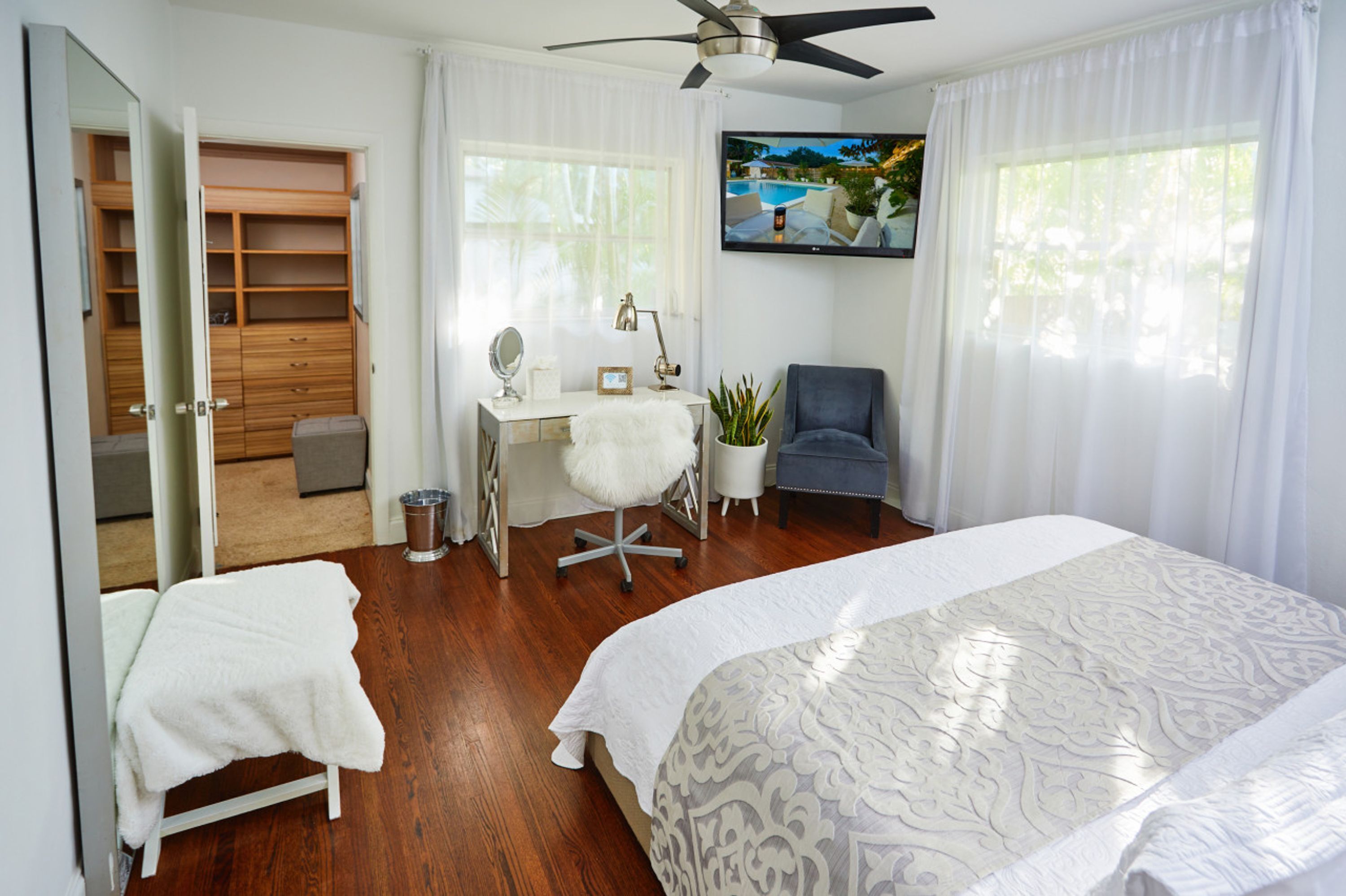 Nhà | 5 phòng ngủ, bàn 