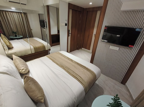 Deluxe Double Room | Free WiFi