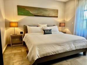 3 bedrooms, iron/ironing board, WiFi, bed sheets - Beach Villa las Catalina’s (Las Catalinas)