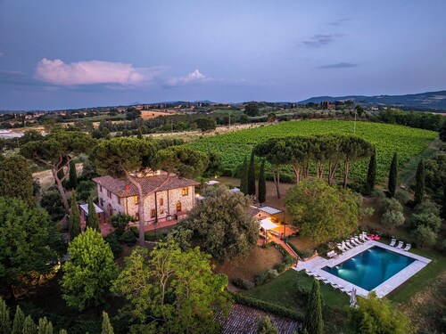 Villa la Monarca 16, Emma Villas