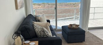 Cozy waterfront condo  with WiFi, AC in charming Montauk
