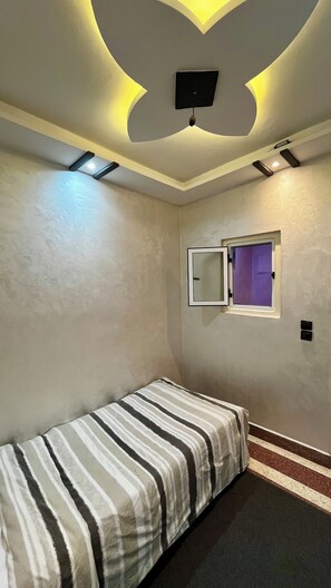 2 bedrooms, free WiFi, bed sheets, wheelchair access