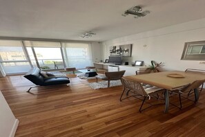 Interior - Luxury equipped apartment. (Vicente López)