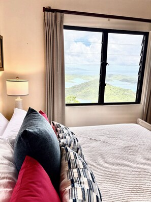 2 slaapkamers, een strijkplank/strijkijzer, wifi, beddengoed