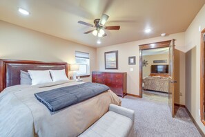 2 habitaciones, escritorio, cuna de viaje y internet 