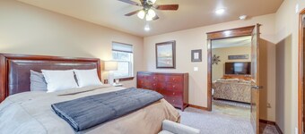Hunt, Fish & Enjoy the Outdoors: Rural Atoka Home