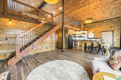 Hike, Hunt & Unwind: Mtn-View Cabin in Del Norte!