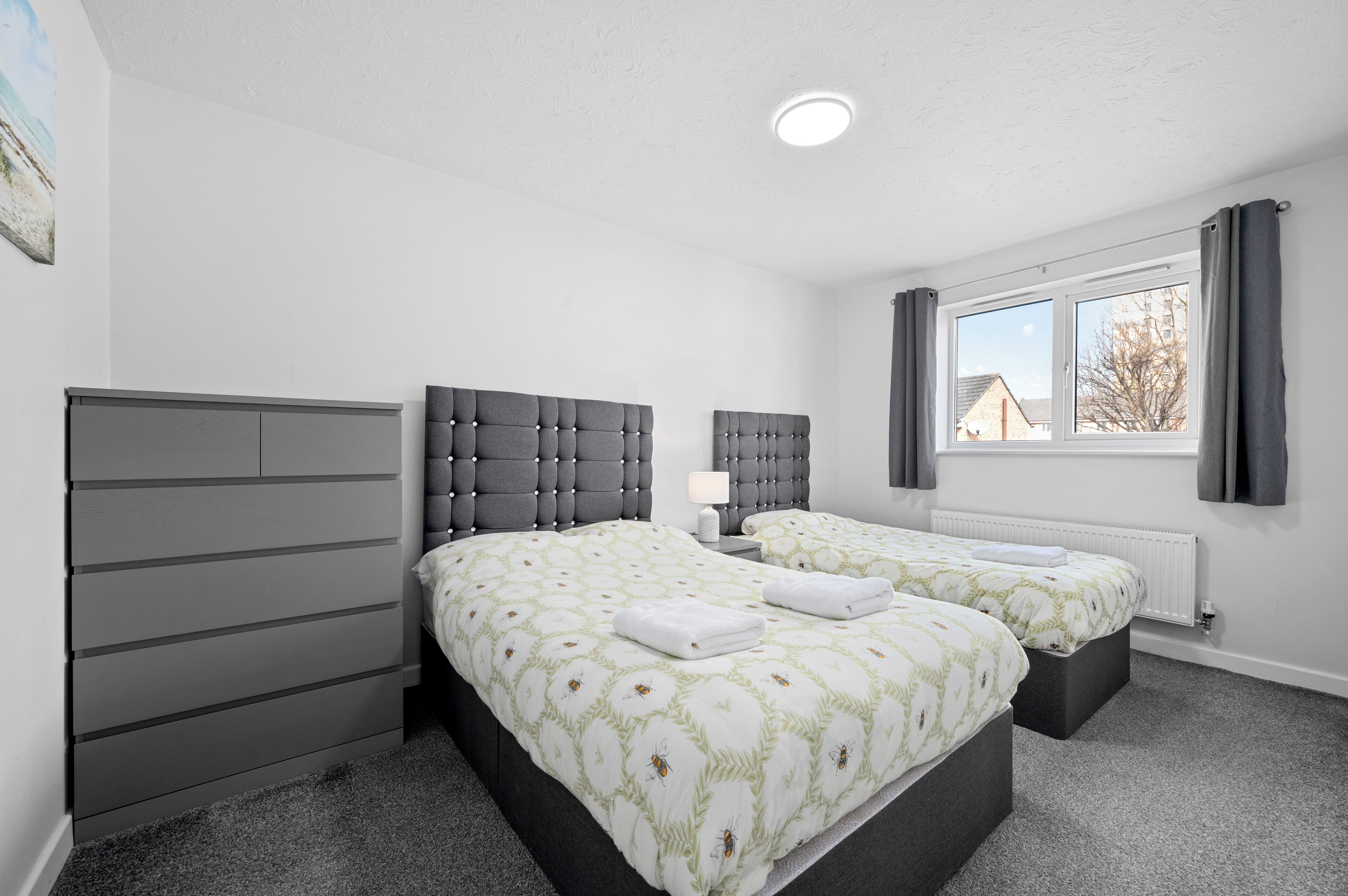 3 bedrooms, iron/ironing board, WiFi, bed sheets