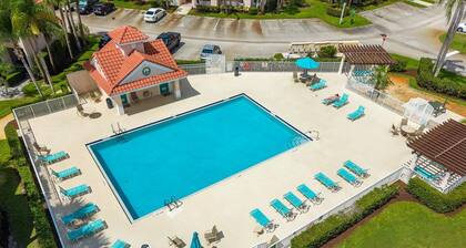 Right Direction Rentals 1 Bedroom Villa 9981