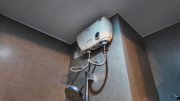 Hand-held showerhead