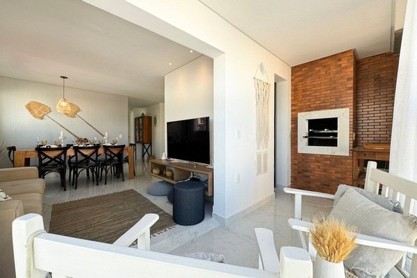 Apartment | Living area | TV