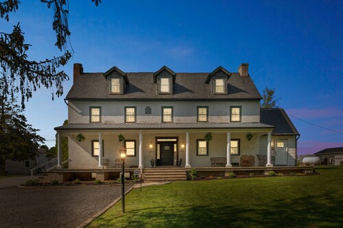 Hayloft:Countryside Suite at Cedar Equestrian Farm