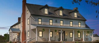 Hayloft:Countryside Suite at Cedar Equestrian Farm