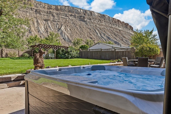 Bañera de hidromasaje exterior