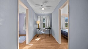 5 bedrooms, desk, free WiFi, bed sheets