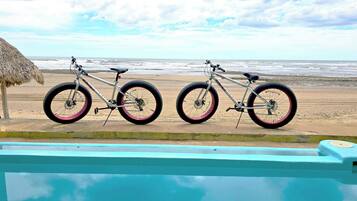 Included in your stay is our Beach Cruiser Fat Tire Bikes. Ride down the beach and explore all the points of interest like the Brokern Pier, The Light House, Restaurants, Masachapa Fishing Village and 'The Nook'