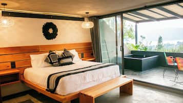 Suíte luxo, vista para o lago | Roupas de cama premium, cofres nos quartos, Wi-Fi de cortesia