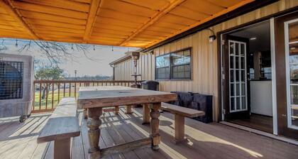 Spacious 6-bedroom house in enjoyable PK with Waterfront Access Near Rocker-B