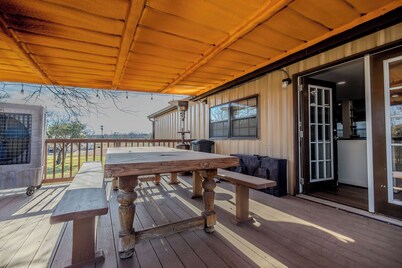 Spacious 6-bedroom house in enjoyable PK with Waterfront Access Near Rocker-B