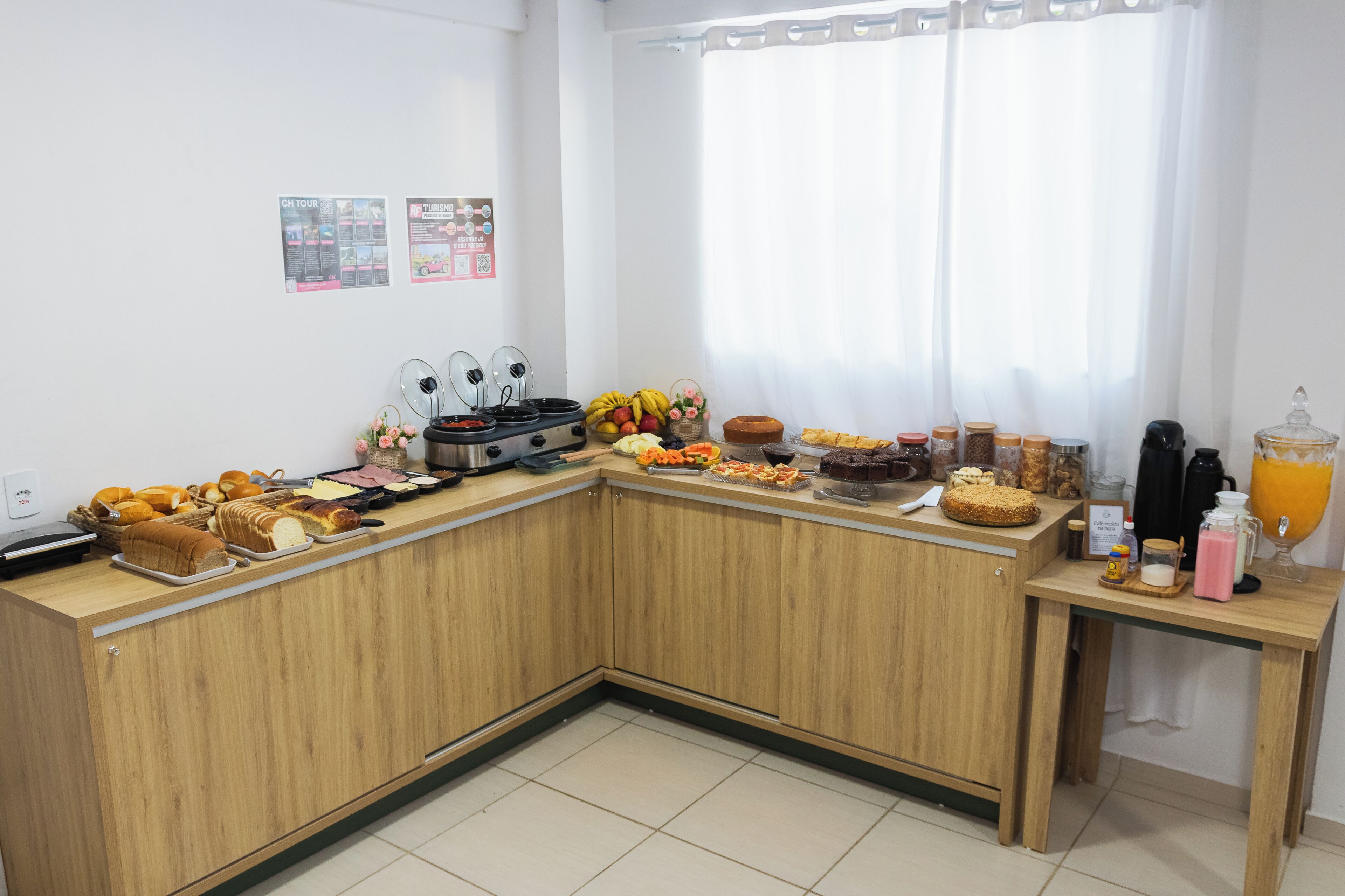 Free daily buffet breakfast