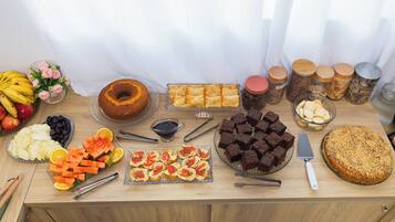 Frokostbuffé er inkludert hver dag