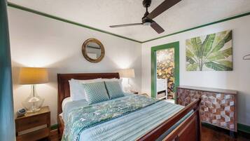 2 soverom, skrivebord, strykejern/-brett og wi-fi