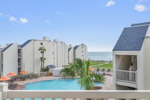 Pool - Epic Beachfront View Condo (South Padre Island)