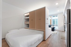 1 bedroom, iron/ironing board, WiFi, bed sheets - Modern Downtown Studio - Steps from Shops & Dining! (Spokane)