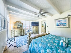 3 habitaciones, escritorio, tabla de planchar con plancha y wifi gratis