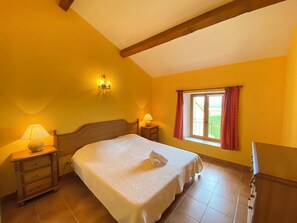 2 室のベッドルーム、WiFi