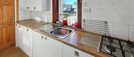 Dishwasher, high chair