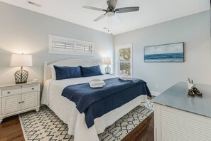 3 habitaciones, tabla de planchar con plancha y cuna de viaje