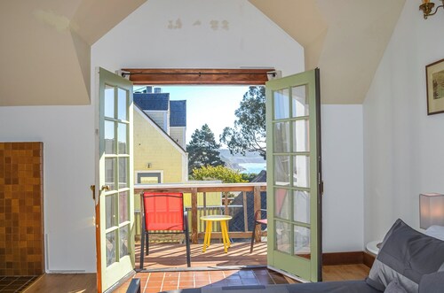 Charming Cottage in the heart of Mendocino Village