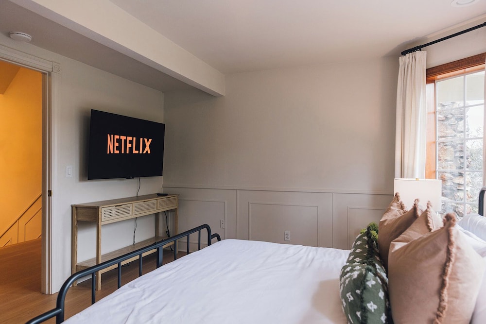 Hidden Forest Castle -A Place Where Memories Begin - Madera County