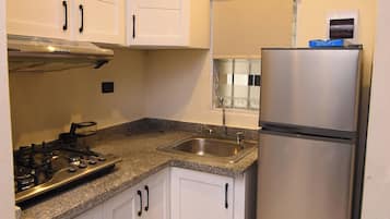 Comfort Room | 2 bedrooms, premium bedding, desk, laptop workspace