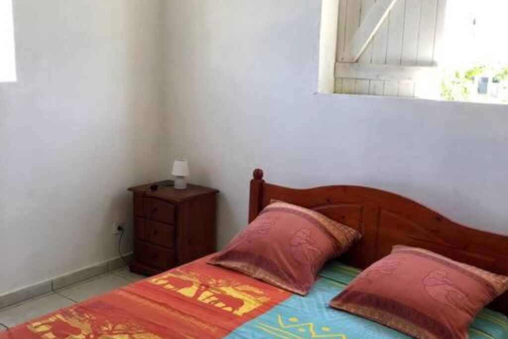 1 makuuhuone, silitysrauta/-lauta, Wi-Fi, vuodevaatteet