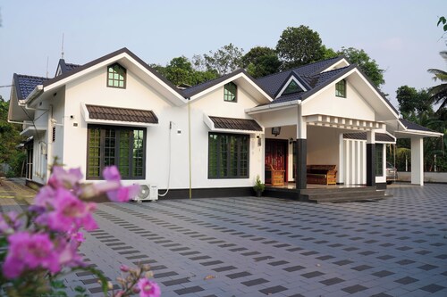  The Mountain Nest  a Luxurious Retreat in the Heart of Wayanad