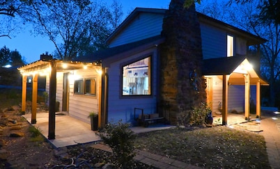 Safari-Theme Lodge w/ Hot Tub at Fall River Lake for Family, Hunting or Fishing!
