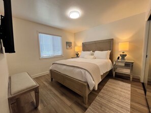 4 habitaciones, tabla de planchar con plancha, cuna de viaje y wifi