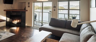 Island Vista - Waterfront Condo