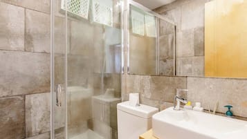 Towels, toilet paper