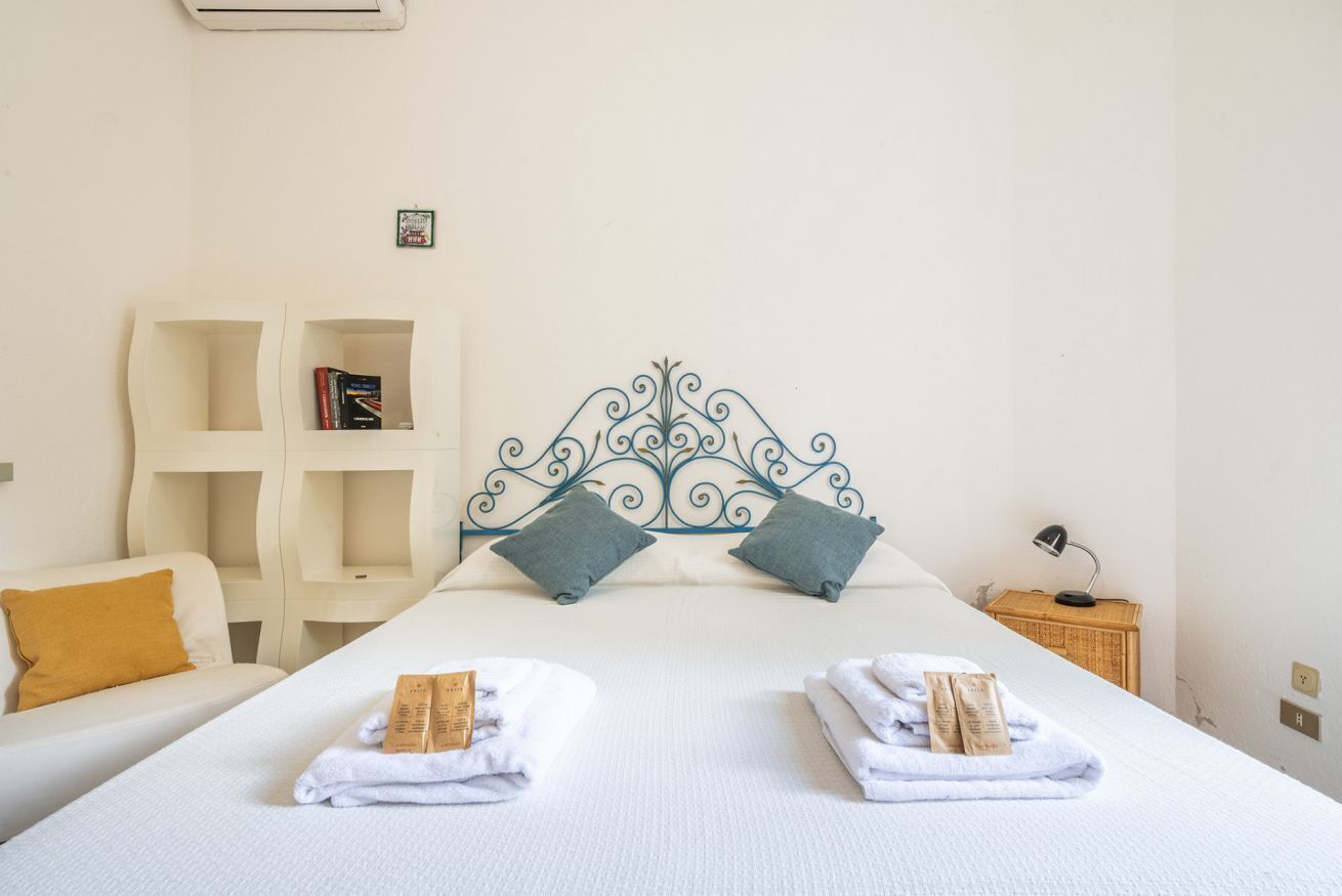 5 chambres, lit parapluie, Wi-Fi, draps fournis